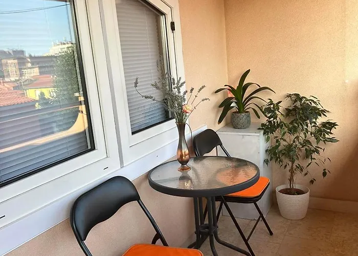 Studio Rosi 1, With Free Public Parking In A Quiet Location