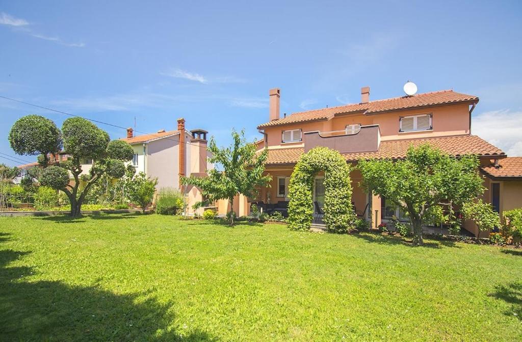 Studio Rosi 1, With Free Public Parking In A Quiet Location