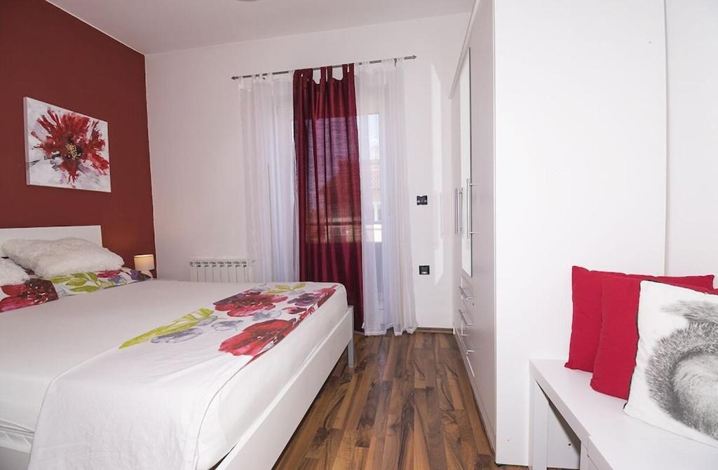 Studio Rosi 1, With Free Public Parking In A Quiet Location Apartment
