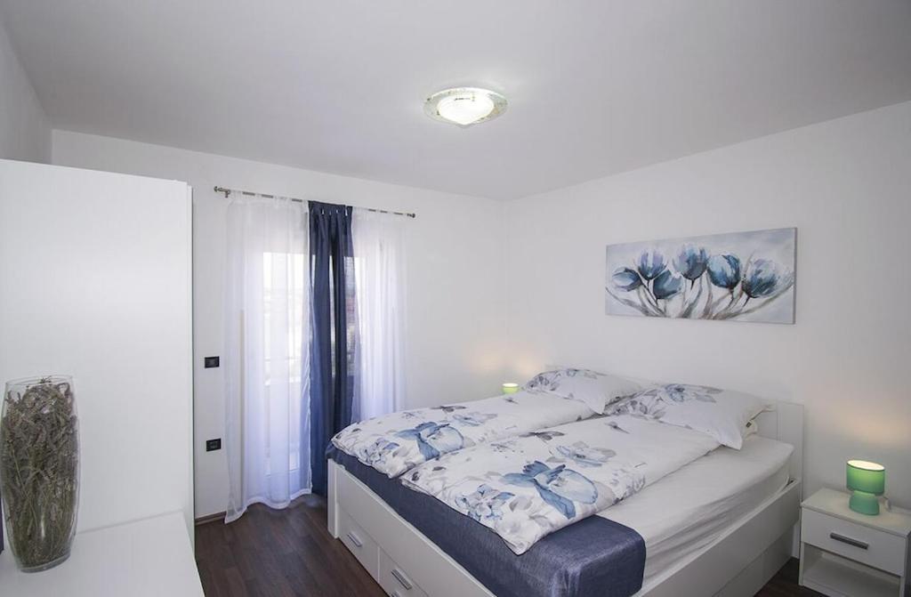 Apartment Studio Rosi 1, With Free Public Parking In A Quiet Location *